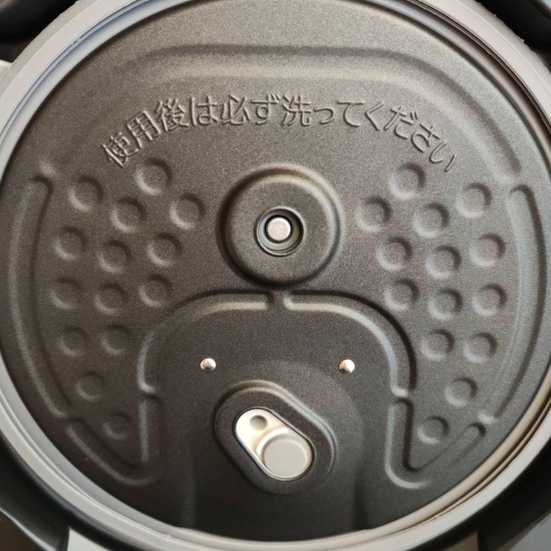 美品○三菱電機 炊飯器 NJ-VP10G-B黒曜 5.5合炊き 炭炊釜2025年 - メルカリ