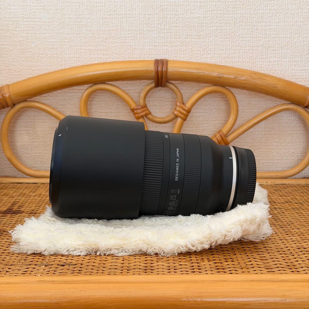 TAMRON 70-300mm F/4.5-6.3 ズームレンズ