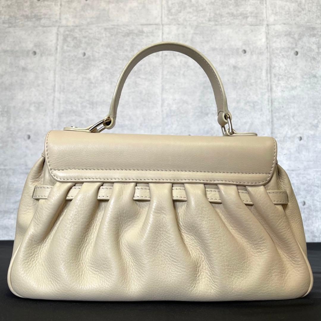 未使用級】WAKO 銀座和光 ベージュ レザー フラップ トップハンドル