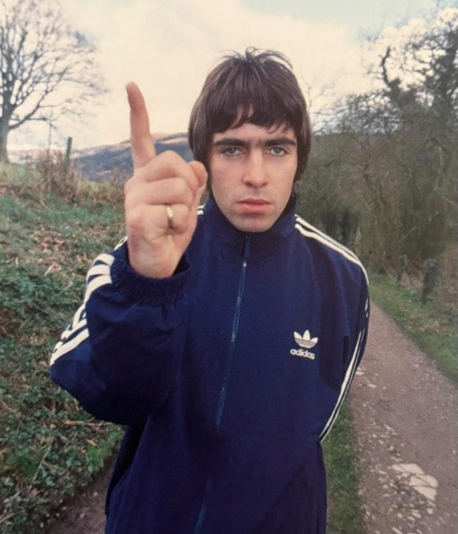 リアム着用 アディダス 90s ジャージトラックジャケット - メルカリ