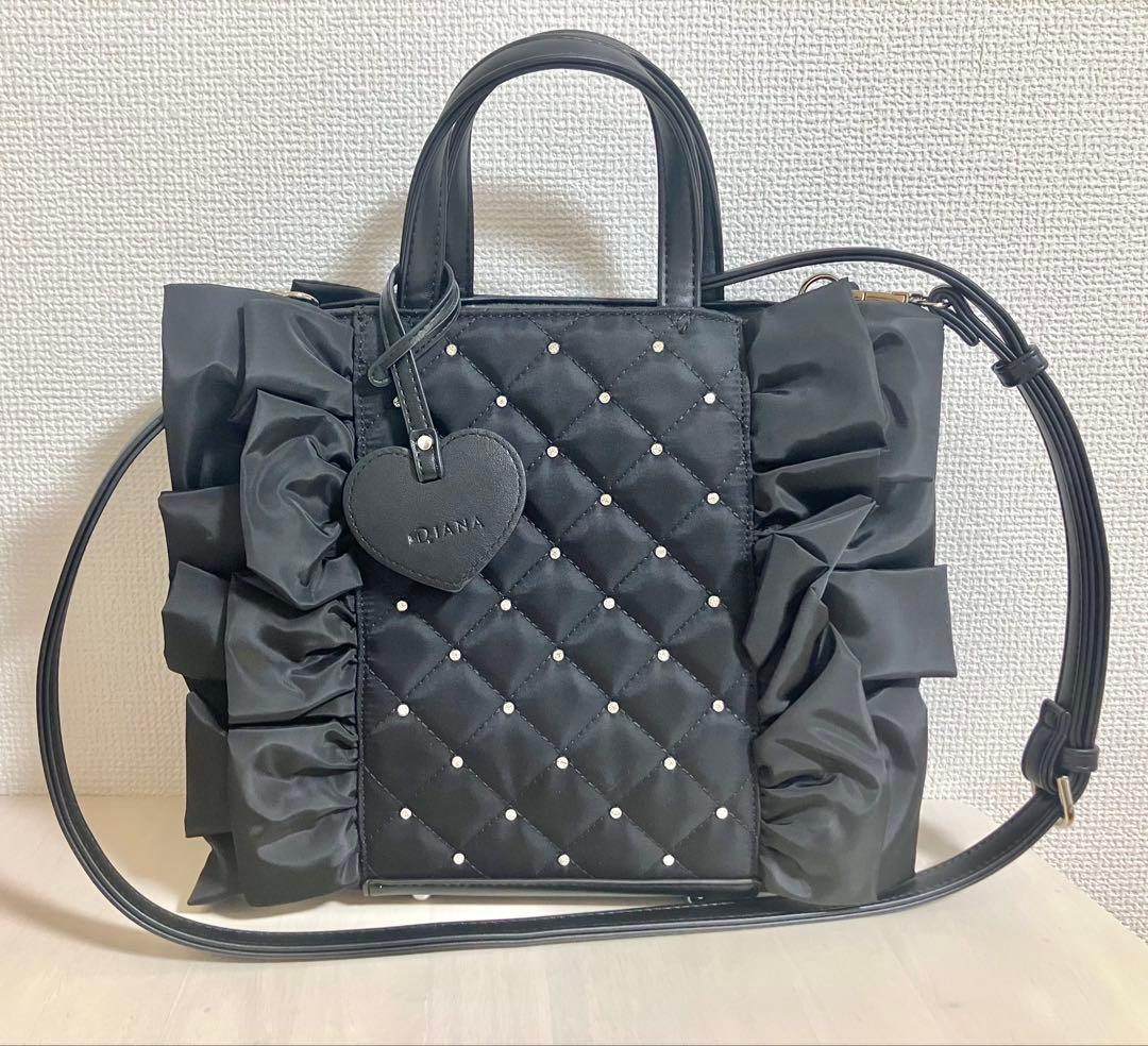 極美品】 DIANA ダイアナ フリル付きキルティングバッグ ブラック