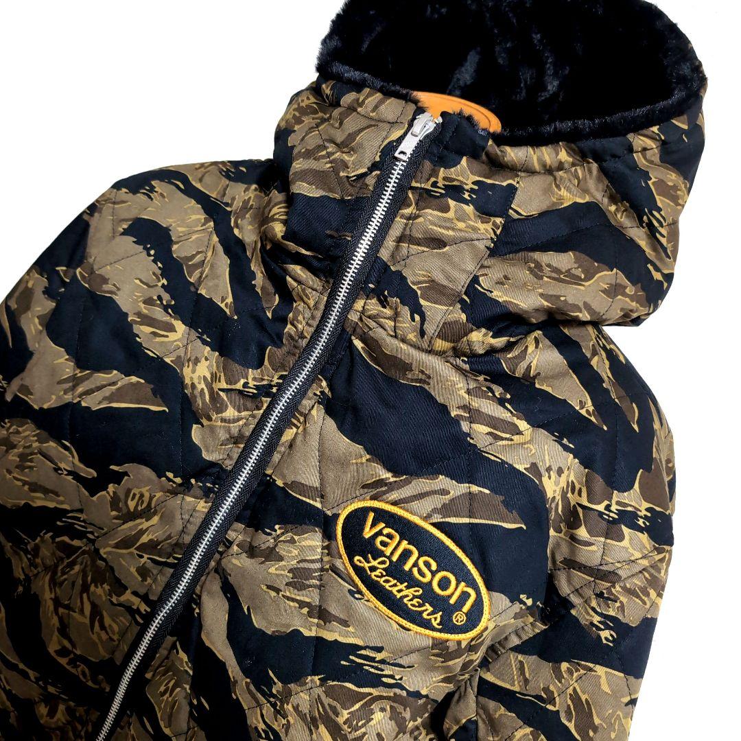 ep13 vanson リバーシブル ベロア アーチロゴ 迷彩柄 メンズLL相当