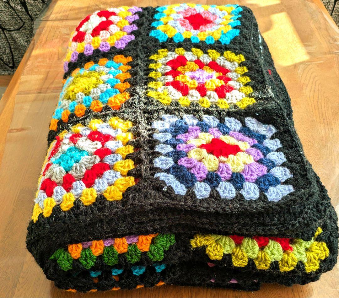 手編み マルチカバー こたつカバー ベッドカバー レトロポップ