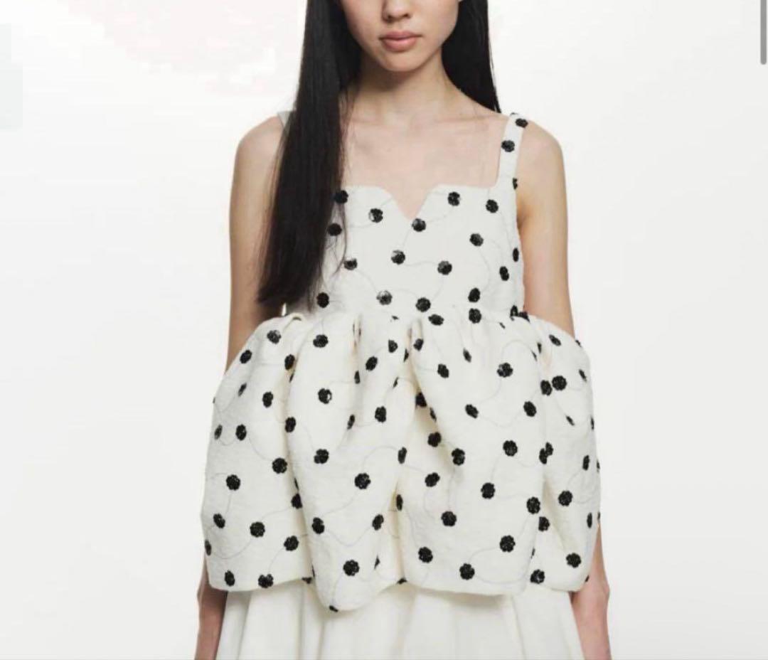 Bibiy. BIANCA BLOSSOM TOP 正規品 ほぼ未使用 - メルカリ