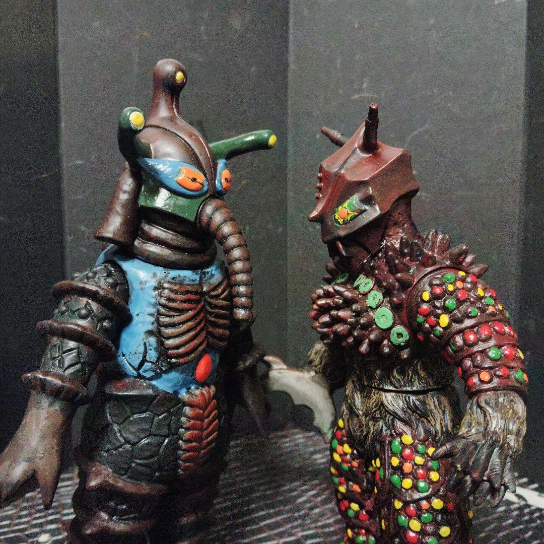 ウルトラ超獣旧型絶版ソフビ巨大ヤプール.ヒッポリト星人（2716ei.2334