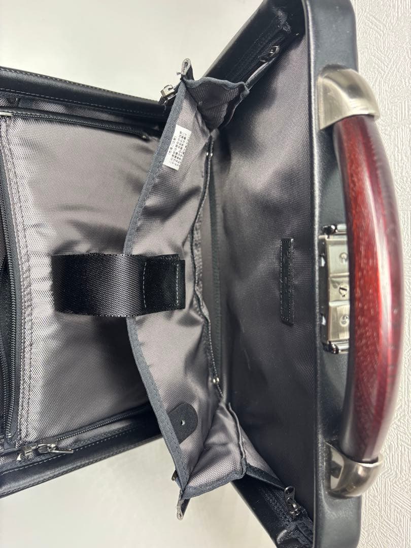 アートフィアー レクサスコラボ ダレスバッグ 鍵付き 限定品 LEXUS