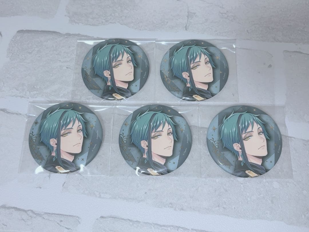 ツイステ ブレイジングジュエル 5周年 缶バッジ フロイド - メルカリ