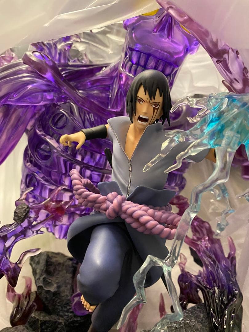 サスケ　スタチュー　HEX Collectibles NARUTO フィギュア Naruto - Uchiha Sasuke Statue by HEX Collectibles – DaWeebStop