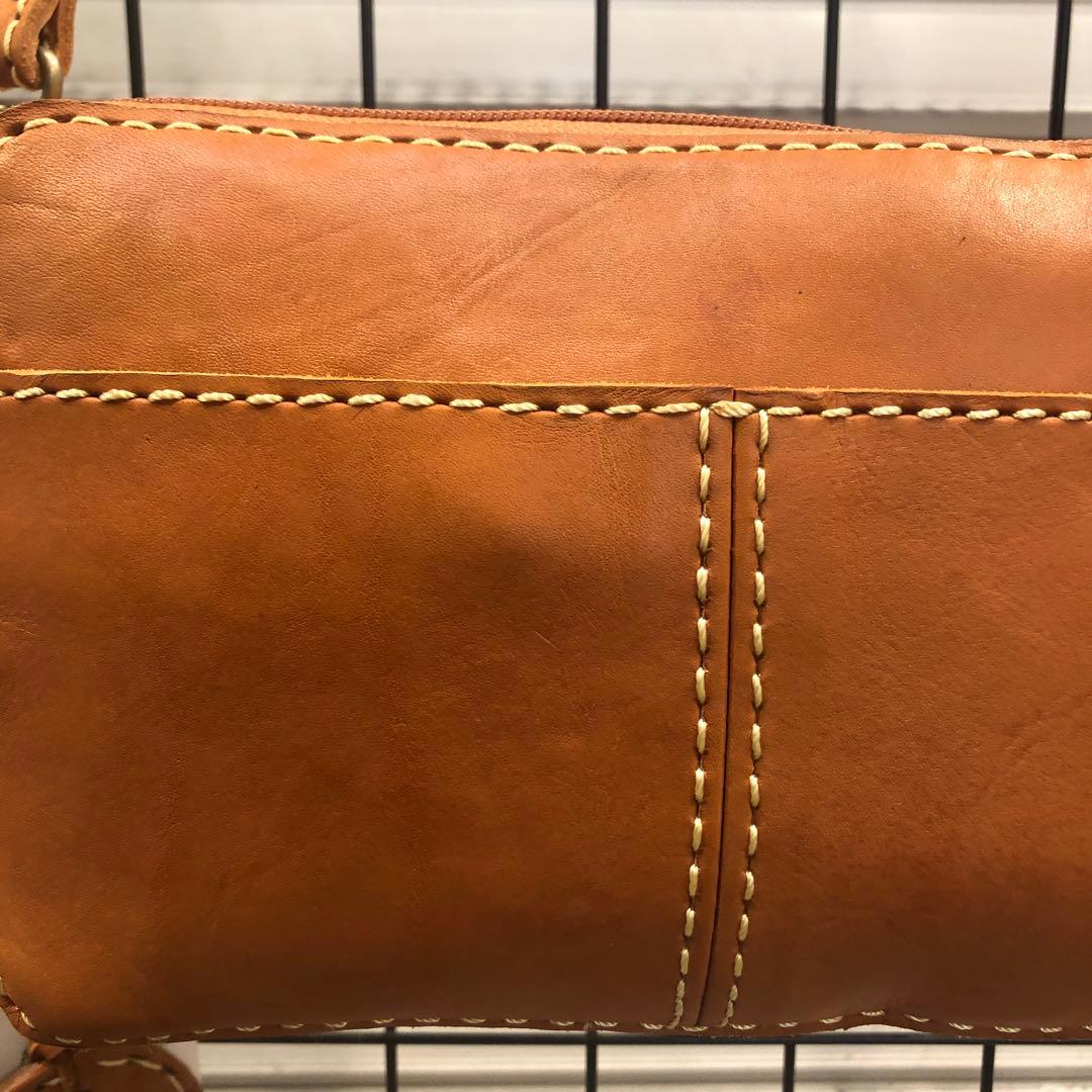 ズッケロフィラート『新品未使用！』【牛革】《本革》『男女兼用』お財布ショルダー