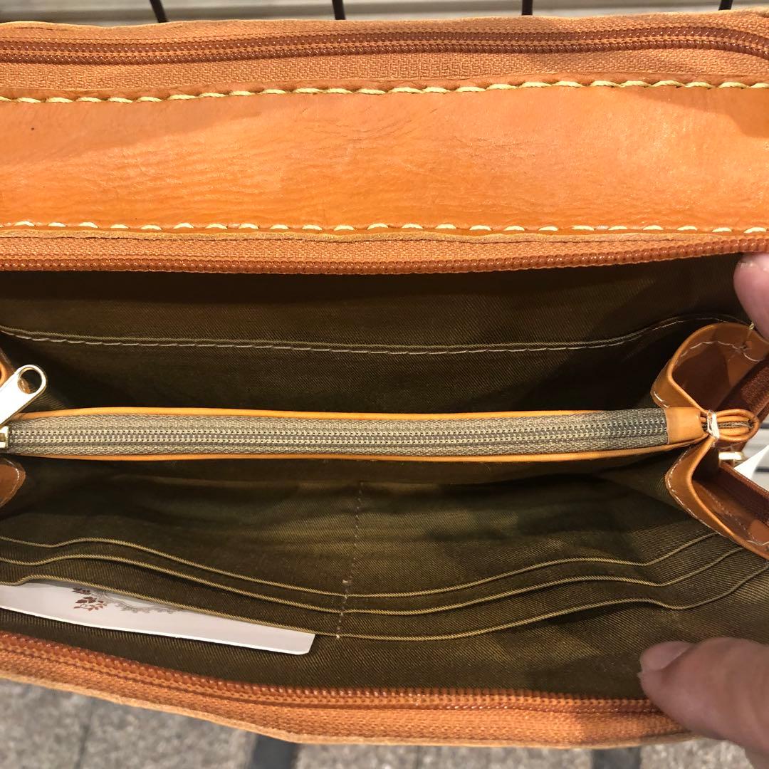 ズッケロフィラート『新品未使用！』【牛革】《本革》『男女兼用』お財布ショルダー