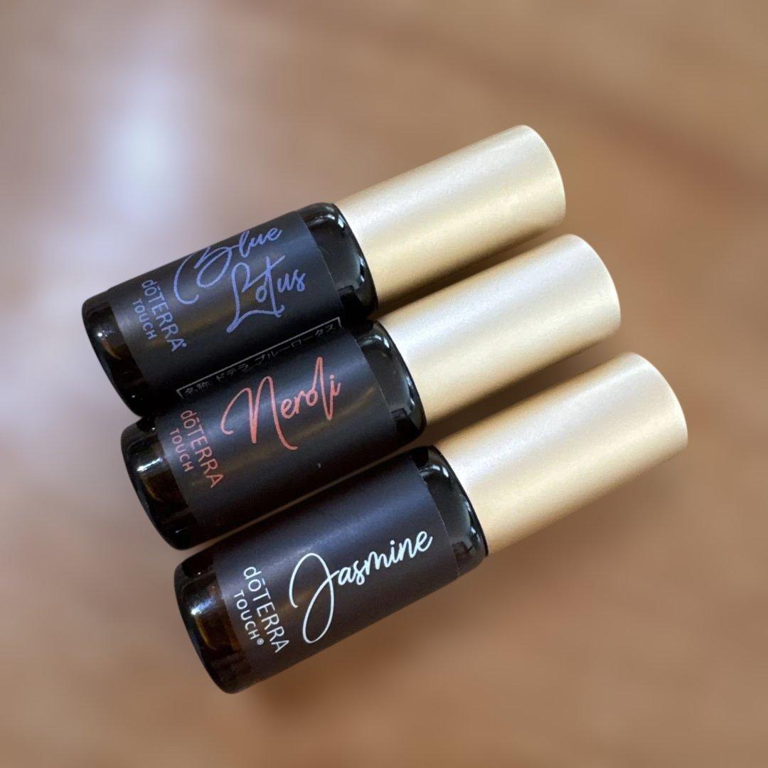 ドテラ エッセンシャルオイル ロールオン タッチ 3本セット 未使用