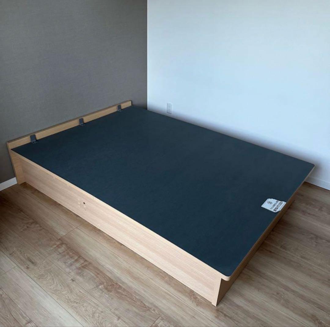 ニトリ】ダブルベッドフレーム 跳ね上げ 深型収納付き - メルカリ