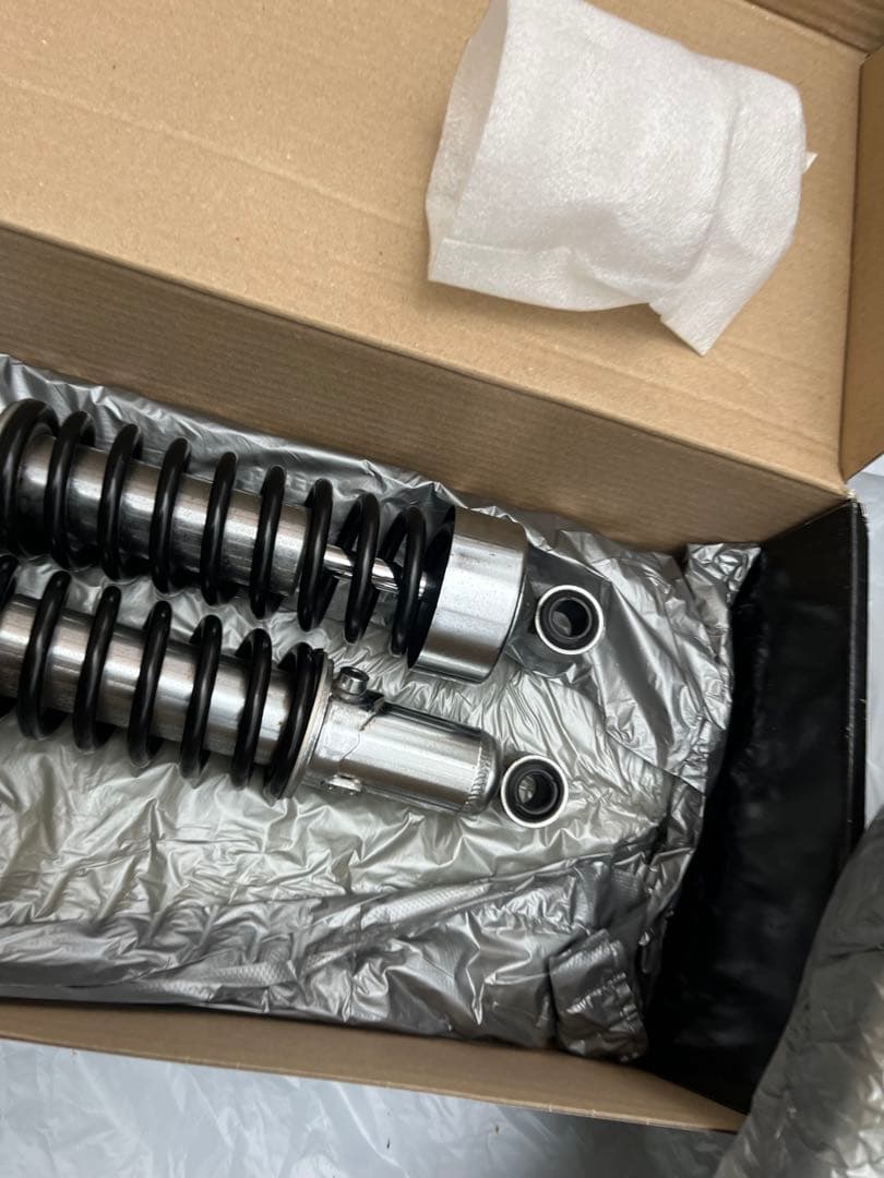 鉄人29号さん専用 SR400ファイナルエディション リアサスペンション