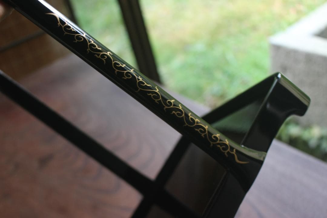 専用！上質黒漆に極上丸紋花蒔絵の映える手提四段重（