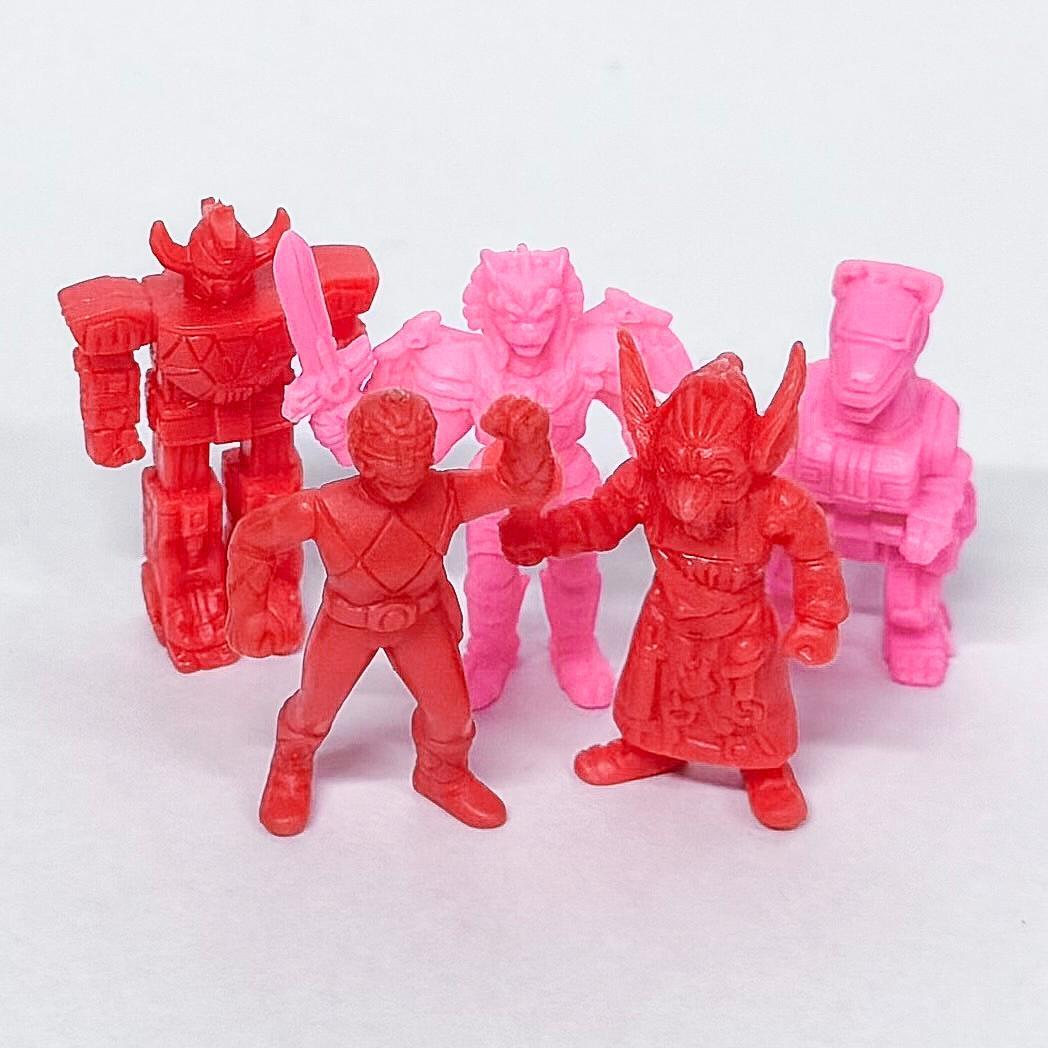 恐竜戦隊ジュウレンジャー 消しゴム 5体 - メルカリ