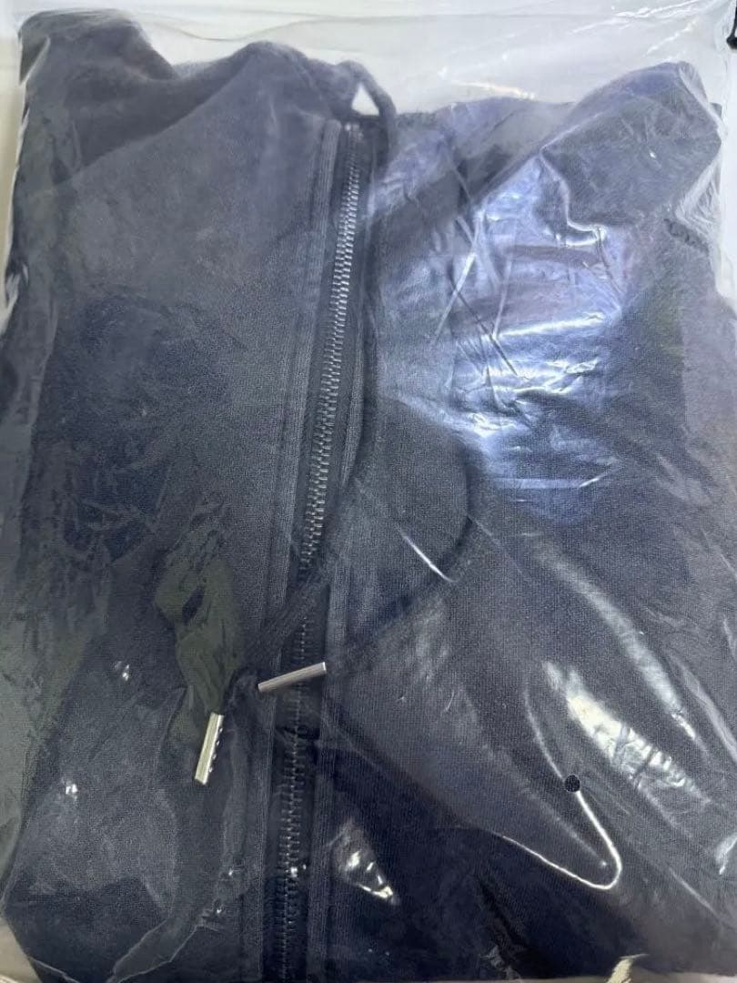 TWICE 10ve universe ポップアップ フードジップ パーカー - メルカリ