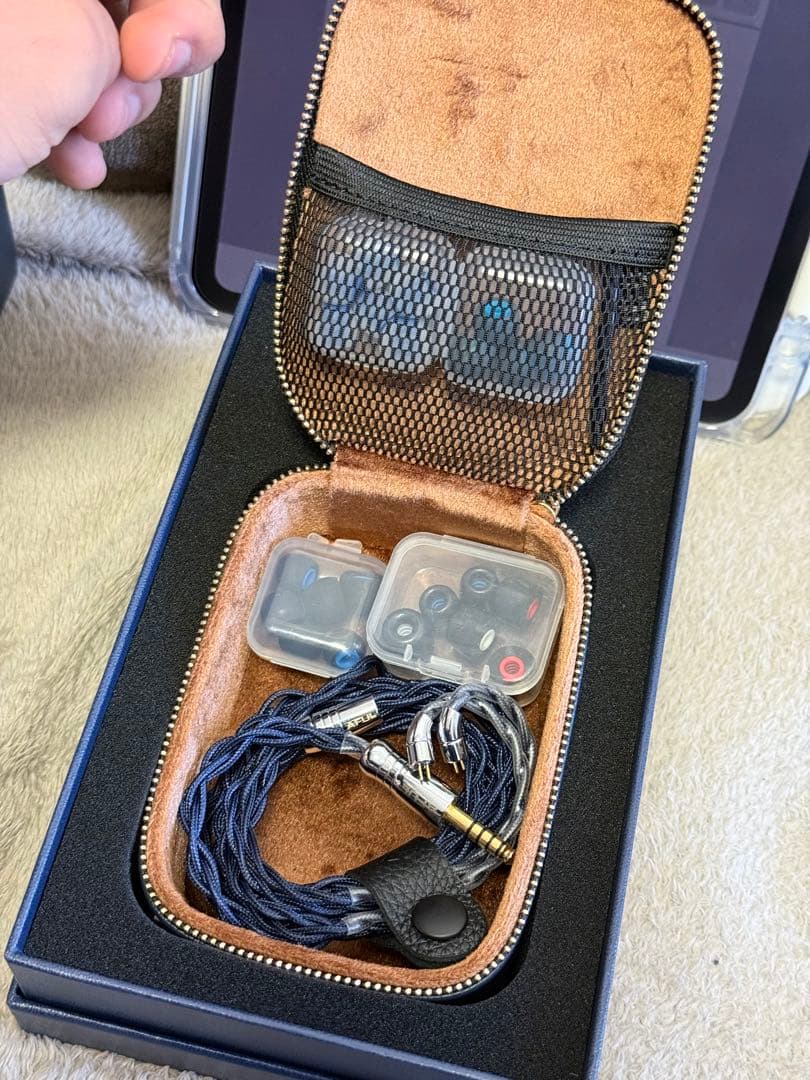 s*s様 【ほぼ未使用】AFUL / CANTOR 4.4mm 14BA イヤホ