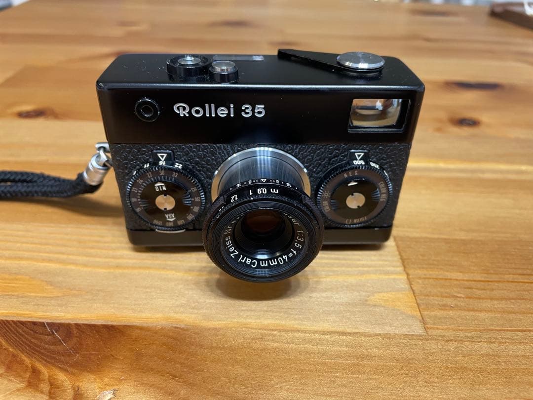 ローライ35（ドイツ製）整備済み Rollei 35 シルバー Germany (Tessar 40mm f/3.5) 【整備済み