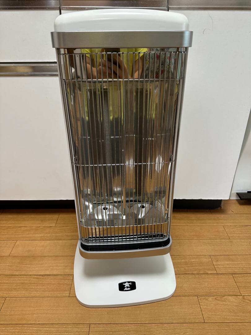 アラジン 遠赤グラファイトヒーター AEH-2G10AJ ★21年製 アラジン Aladdin 遠赤グラファイトヒーター ホワイト AEH-G1000A-W