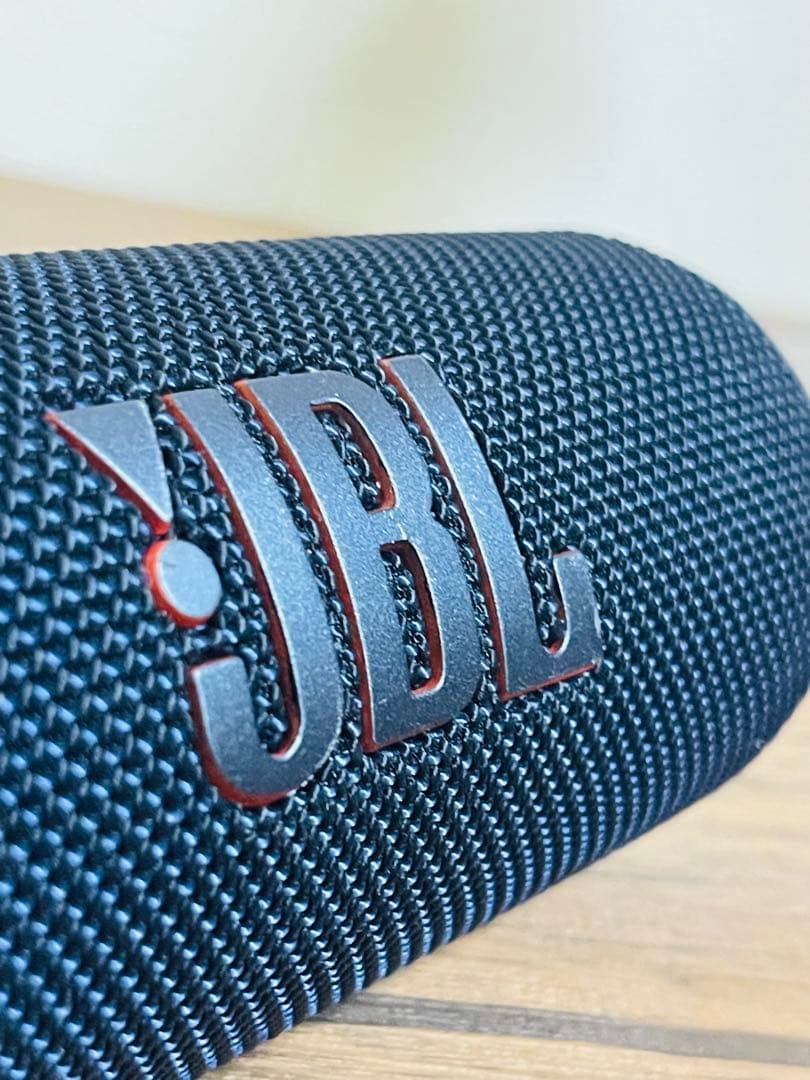 JBL FLIP6 ワイヤレススピーカー ブラック…動作確認済み… JBL（ジェイビーエル） Bluetoothスピーカー FLIP 6 (ブラック)/JBL