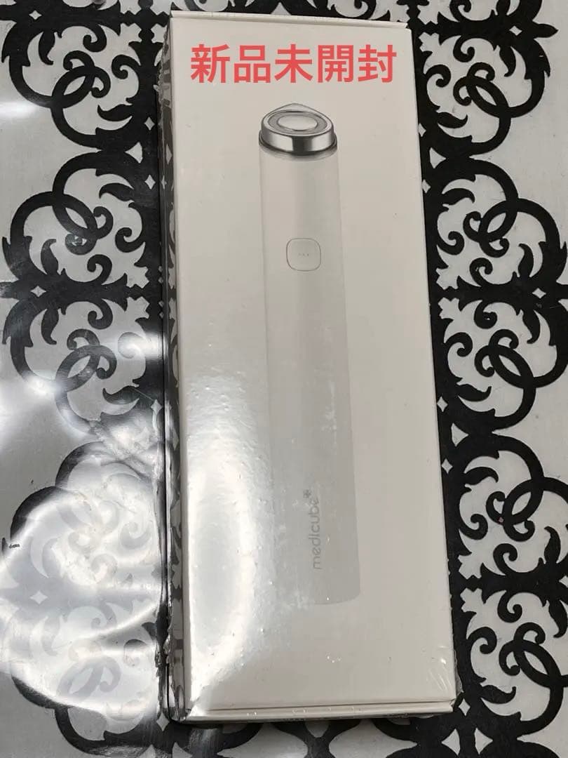 (新品未開封)メディキューブ AGE-R ブースタープロミニ ホワイト メディキューブ 美顔器 AGE-R ブースタープロミニ ホワイト メディ