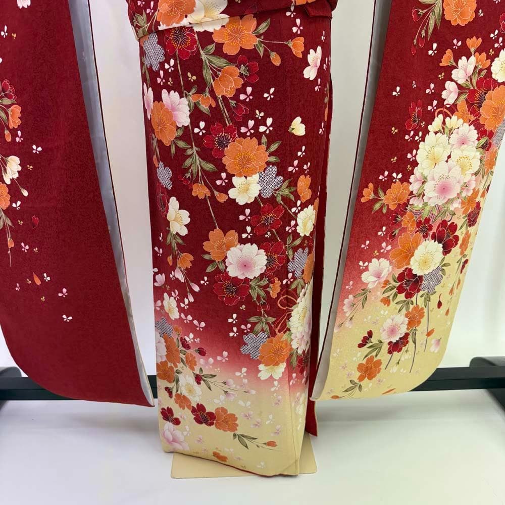 振袖 正絹 赤 黄色 古典花柄 裄68㎝ 成人式 中古 c-82 - メルカリ