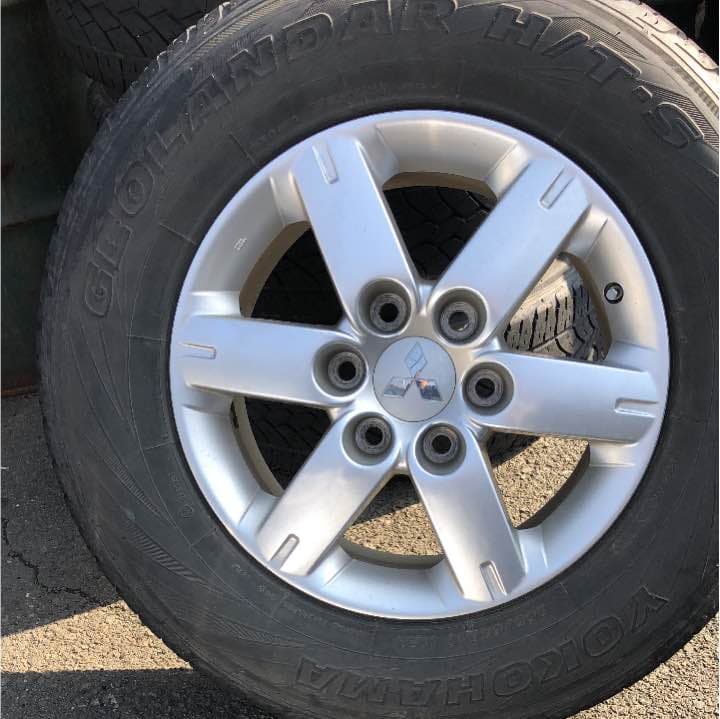 パジェロ純正ホイールタイヤ付き4本セット - メルカリ