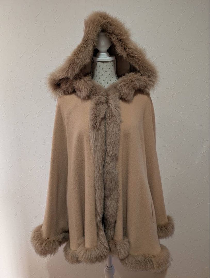 マルヴォワジー　カシミア入りケープ マルヴォワジー カシミア入りケープ マルヴォワジー カシミア入り