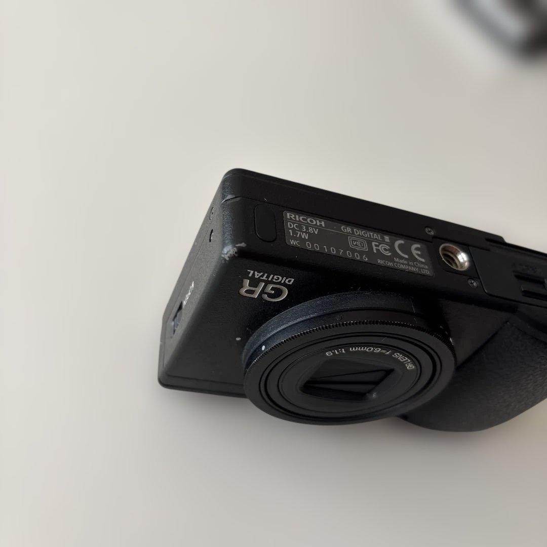 RICOH GR DIGITALⅢ ショット数多め 異音あり