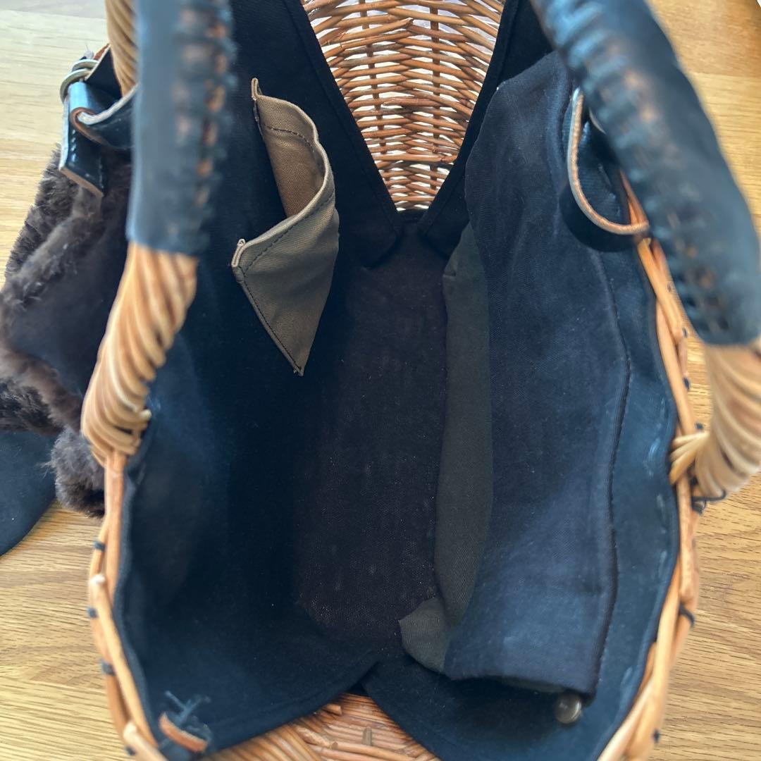 ebagos(エバゴス)のファー被せ付きかごバッグ - メルカリ