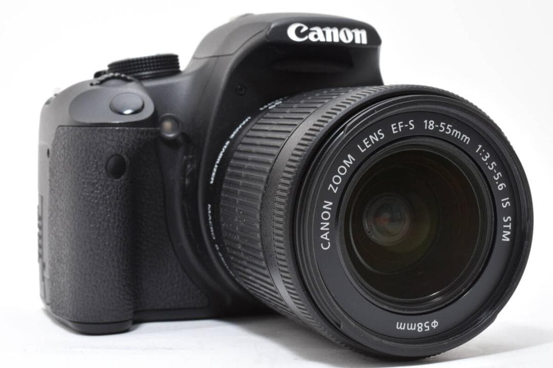 ★極上品★《9,935回 》EOS Kiss X3 + ef-s 18-55