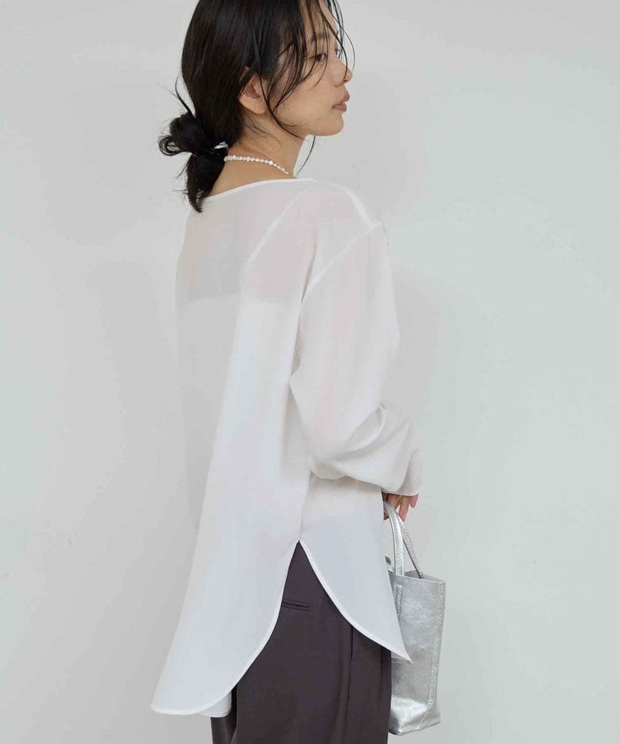 極美品＊ガリャルダガランテ 万能インナー ランウドブラウスT 白