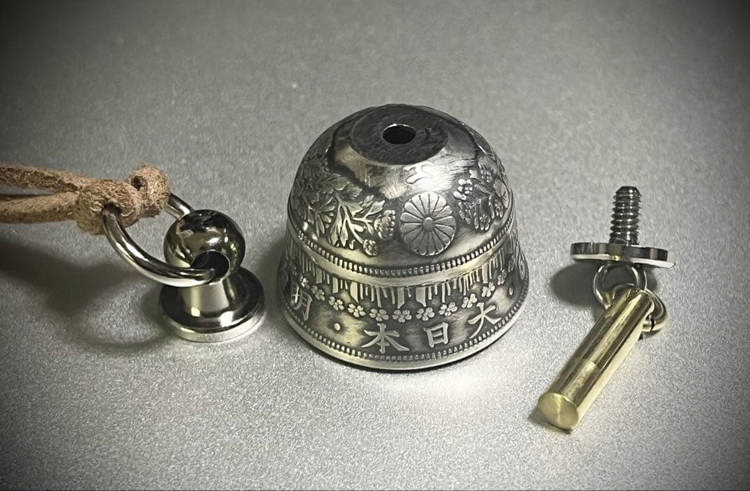 本物古銭使用】旭日50銭銀貨ガーディアンベルSV800