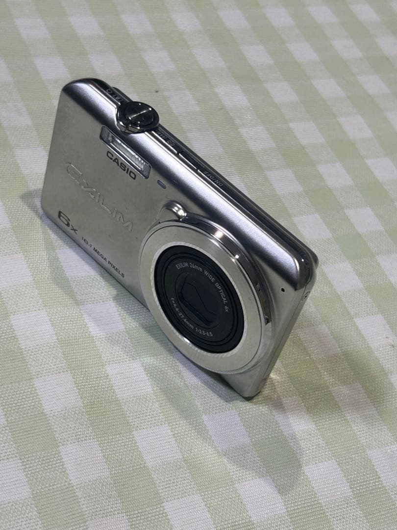 CASIO EXILIM EX-ZS26 16.1MP コンパクトデジタルカメラ
