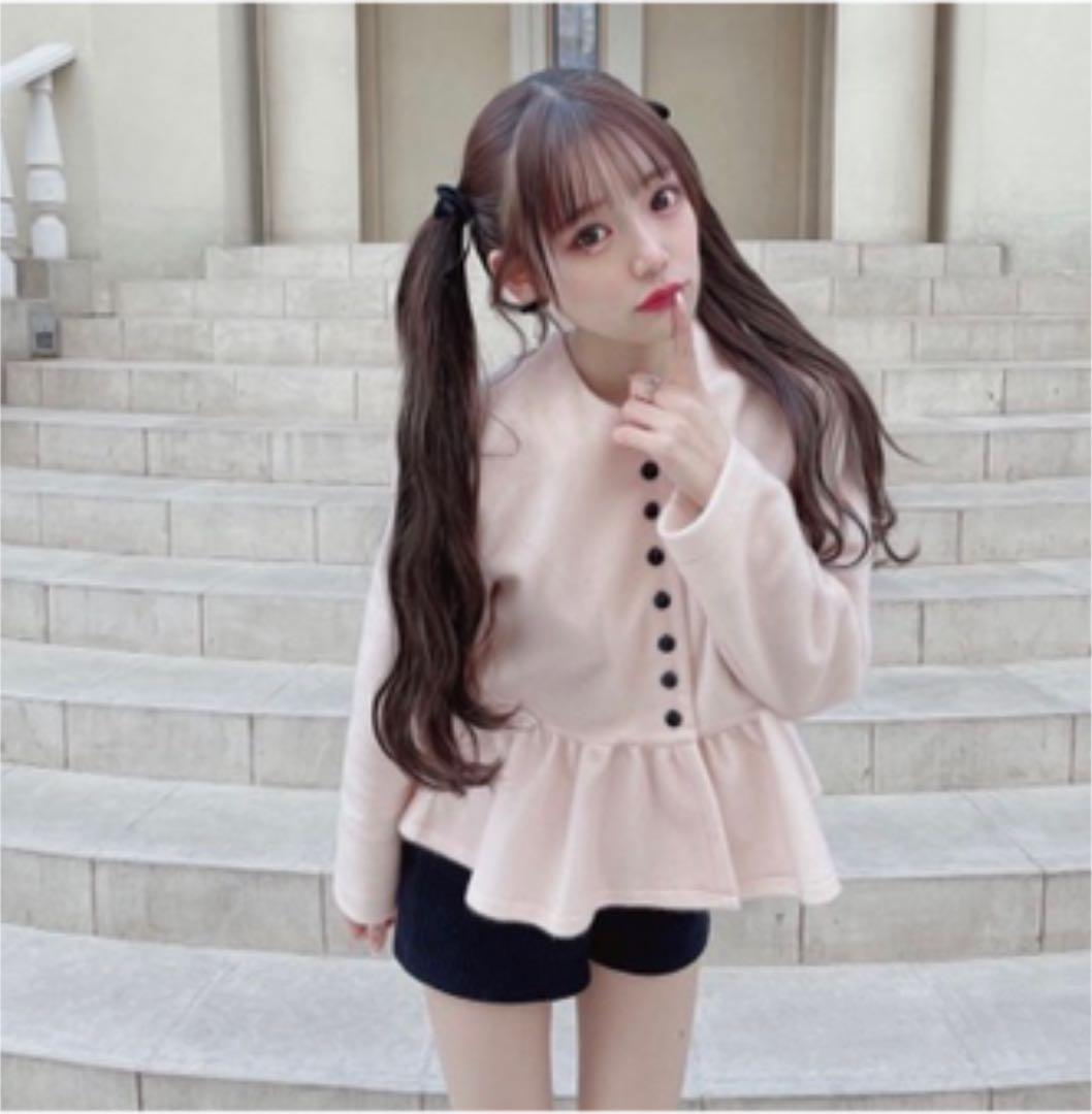 Bibiy ペプラムカーディガン ふーりー着用 - メルカリ