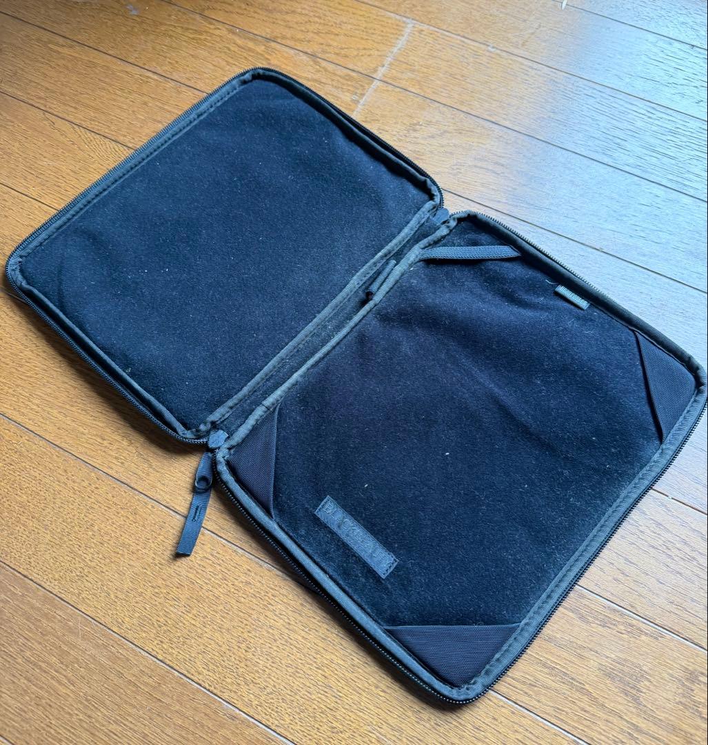 HEADPORTER BLACK BEAUTY iPadケース キルティング - メルカリ