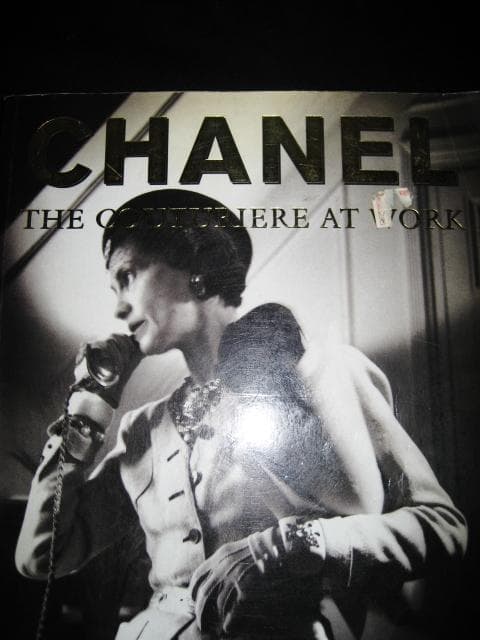 希少　CHANEL THE COUTURIERE AT WORK　シャネル Chanel: The Couturiere at Work: de la Haye, Amy, Shelley, Tobin