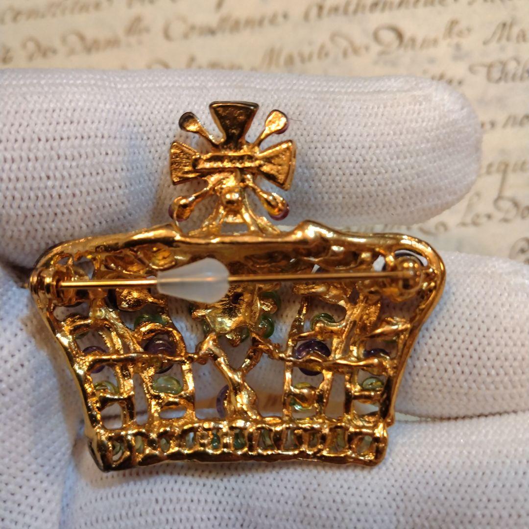 お値下げ swoboda スワボダ クラウンブローチ 半貴石