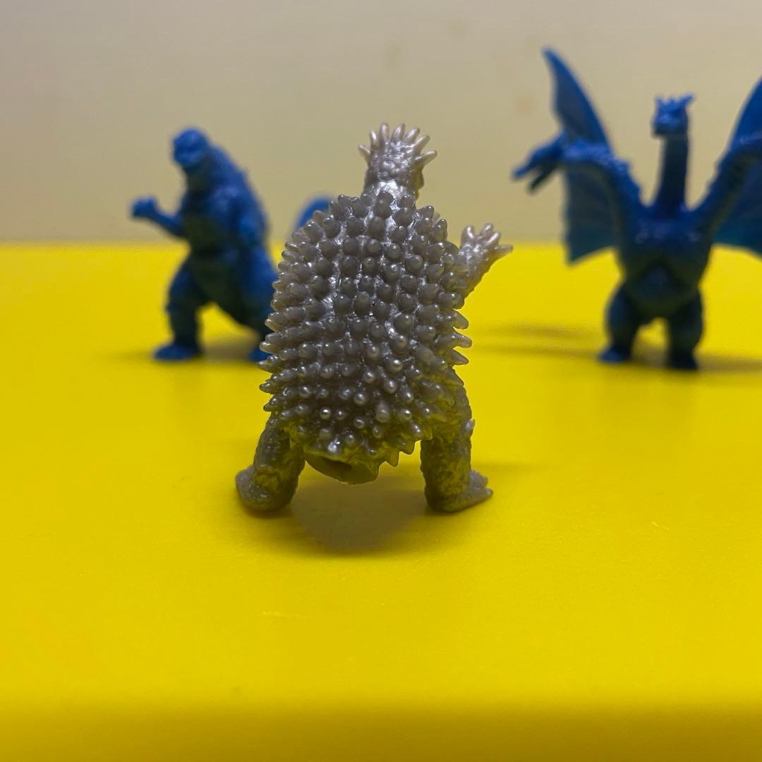 ゴジラ怪獣消しゴムフィギュア ゴジラとか3種ジャンク7-12-24 - メルカリ