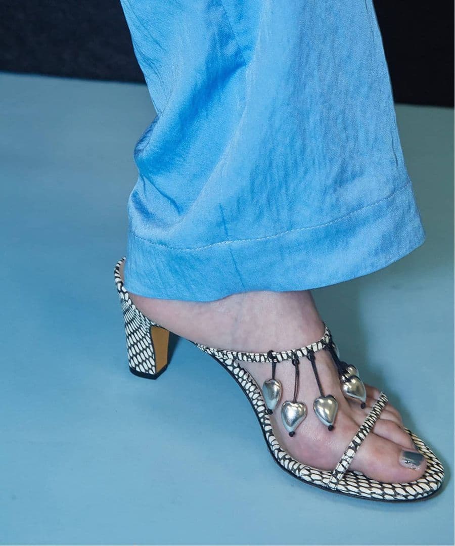 【MARYAM NASSIR ZADEH/マリアム ナシール ザティー】サンダル SSENSE Exclusive Black Olympia Wedge Heeled Sandals by Maryam