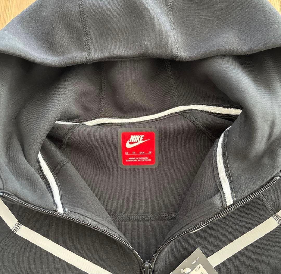 Tee Shyne着用Nikeテックフリースリフレクティブ - メルカリ