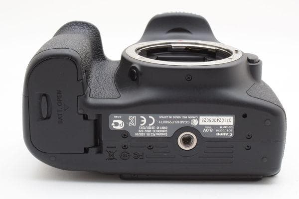 キャノン Canon EOS 70D ボディ 予備バッテリー付き ＃3399
