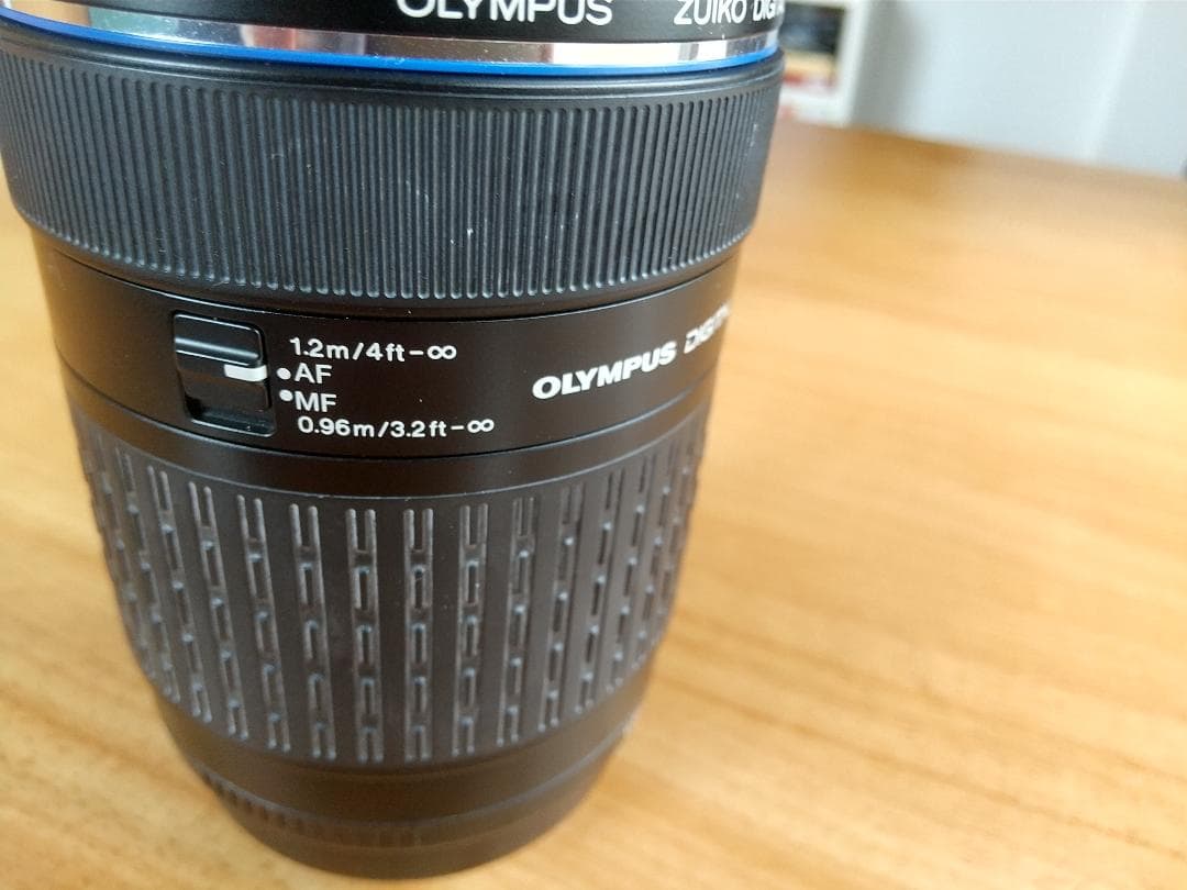 良品・防湿庫保管「OLYMPUS ED 70-300mm F4.0-5.6」