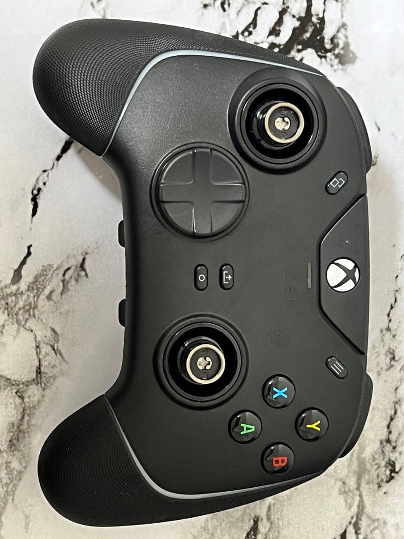 その他 Razer Wolverine V2 Chroma Black Razer Wolverine V2 Chroma Wired Gaming Controller for Xbox Series
