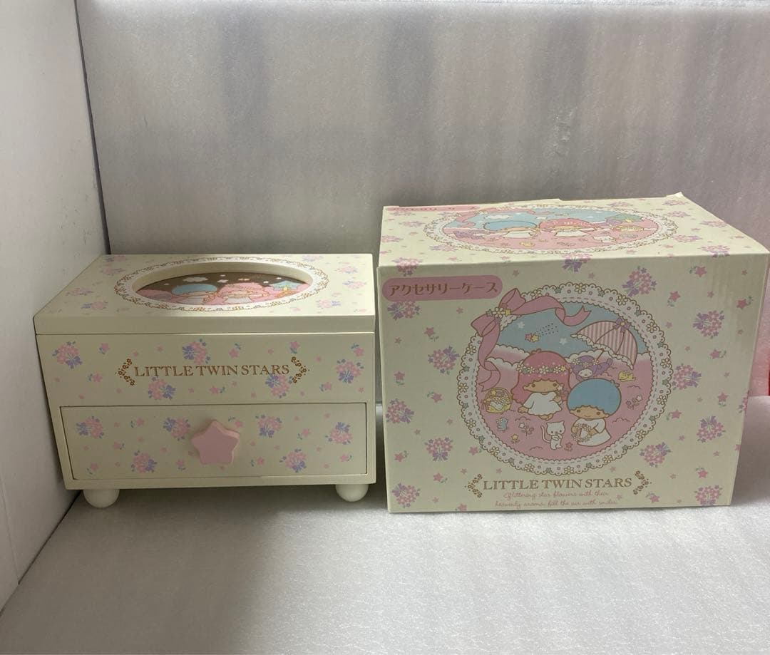 新品未使用 キキララ リトルツインスターズ 木製 チェスト