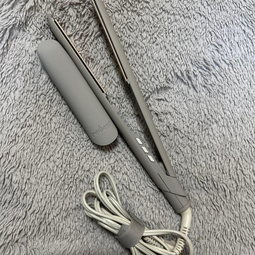 radiant ストレートヘアアイロン グレー radiant（ラディアント） ライト 24mm ストレートアイロン シルクプロ