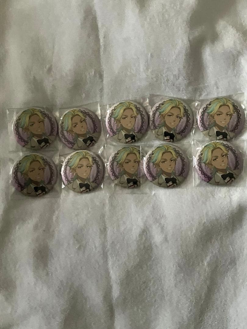 東京リベンジャーズ present for you 灰谷竜胆 缶バッジ - メルカリ