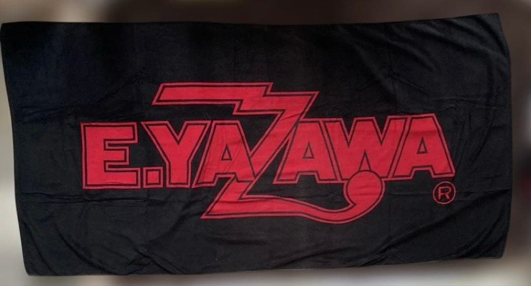 ウルトラビックサイズE.YAZAWA ロゴ2m×1mウルトラビーチタオル YAZAWA CLUB会員限定商品発売のお知らせ(4/4〜)｜矢沢永吉公式サイト