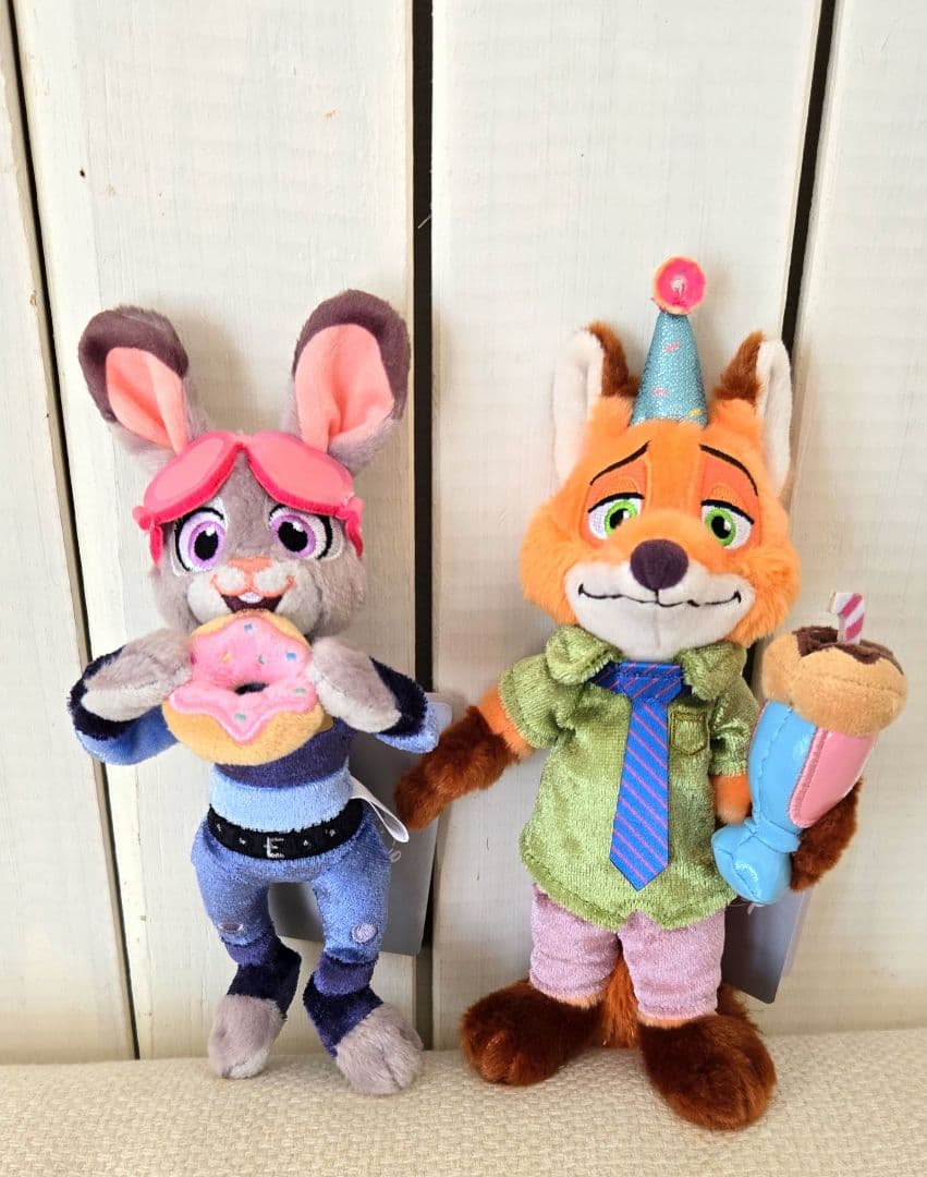ディズニーストア ズートピア10周年 ニック ジュディ ぬいぐるみキー