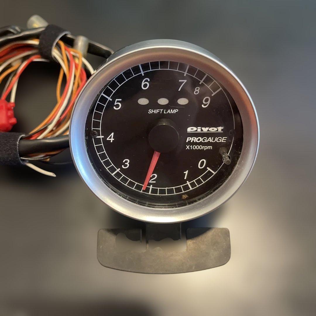 PIVOT PROGAUGE タコメーターPT6 - メルカリ